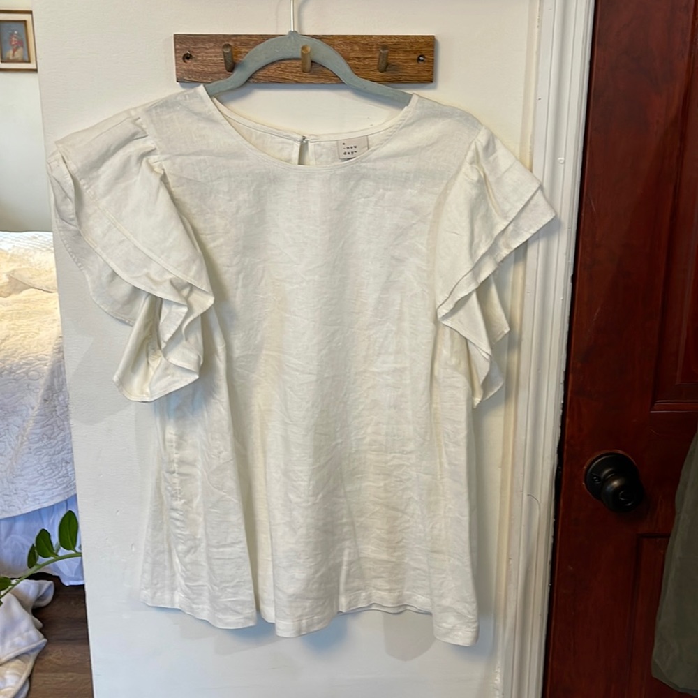 Adorable linen blouse
